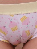 19 year old Zoe has the perfect camel toe in her tight panties